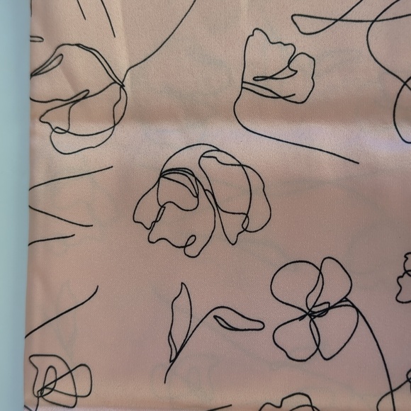 NWT Lark & Ives 2 Piece Hair Scarf Set 20 x 20 Square Beige Pink Coral - Picture 7 of 9